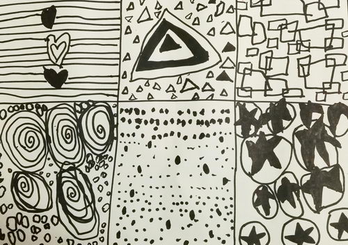 《桌布 作者姓名 崔芷娴 作者年龄:5岁 作品类别 线描画 奖